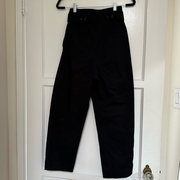 Toteme Double Pleated Cropped Trousers Black Cotton Twill - Picture 14 of 14